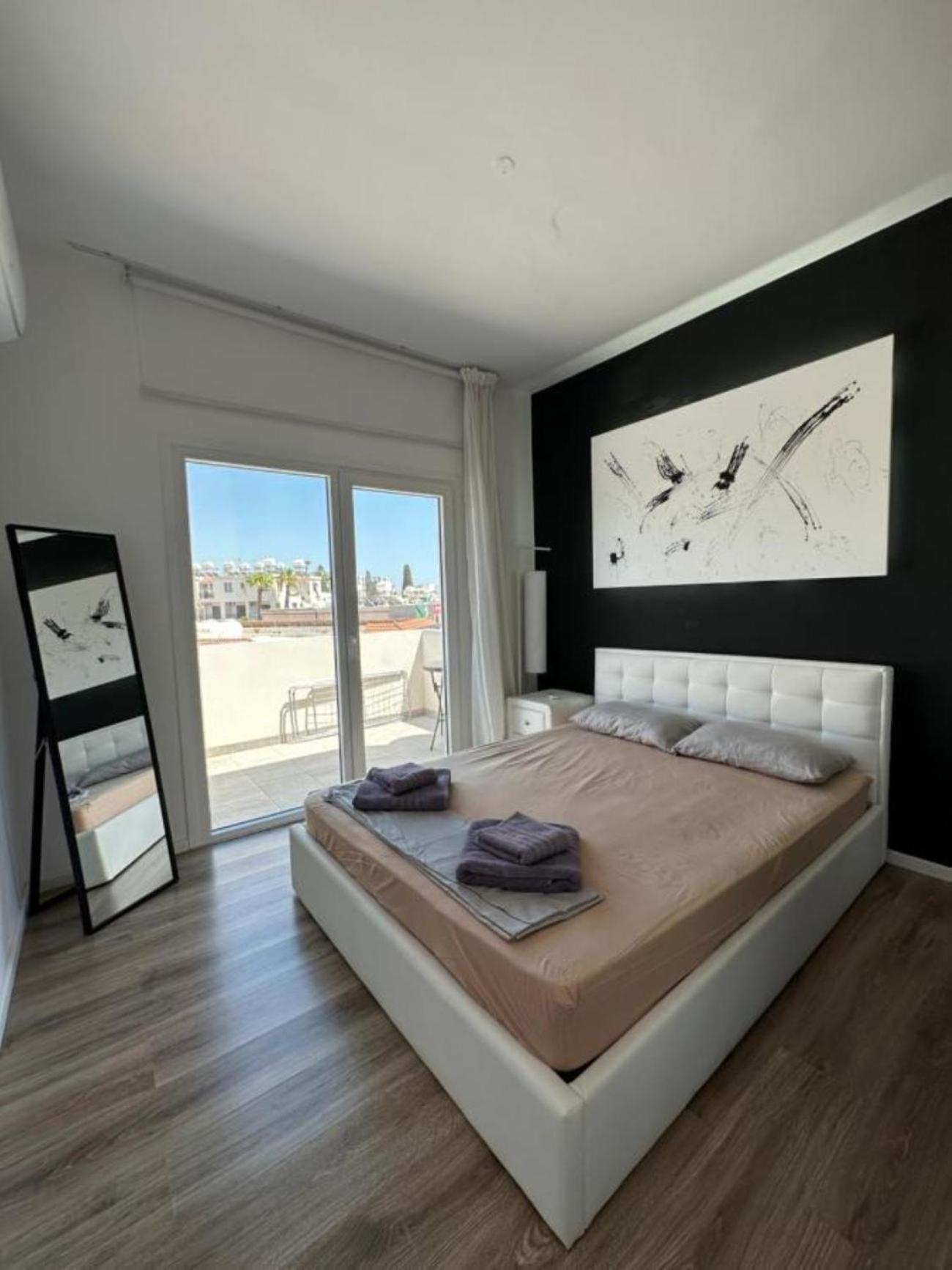 H&O Boulevard Breeze Apartment! パ フォス エクステリア 写真