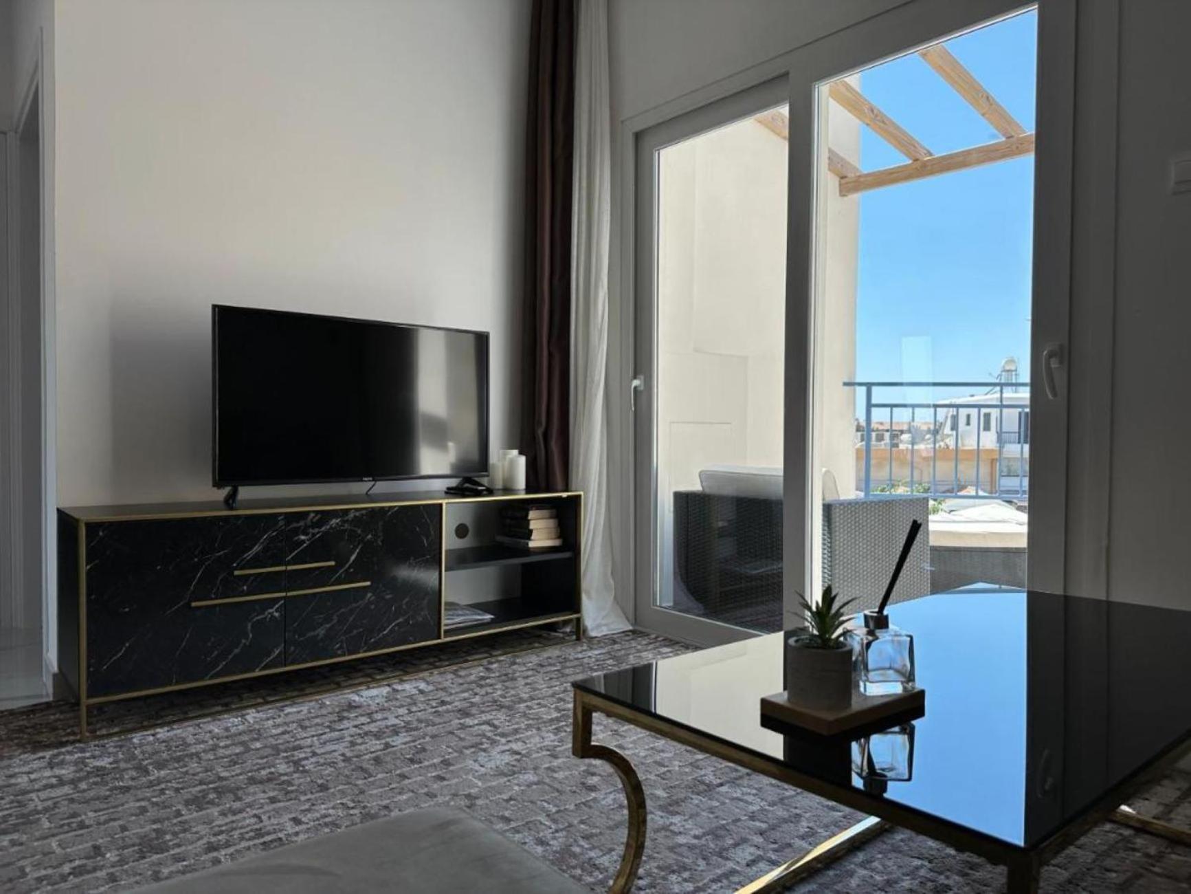 H&O Boulevard Breeze Apartment! パ フォス エクステリア 写真